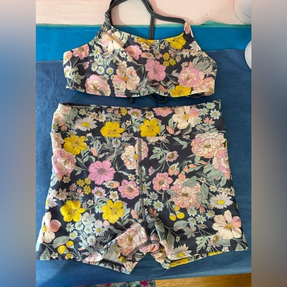 Art class bikini